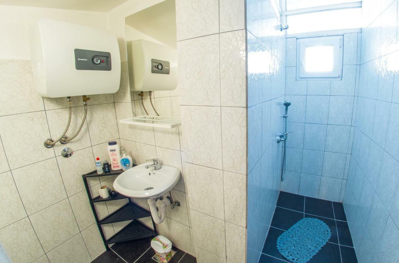מוסטר Apartment Elegant מראה חיצוני תמונה
